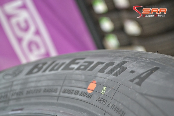 YOKOHAMA BluEarth AE-50 215/55R17 เส้นละ 4,500 บาทปี17