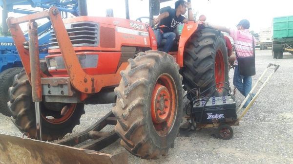 ขายคูโบต้า M9000