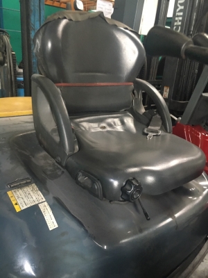 Komatsu FD25T-16 #313198 รถฟอร์คลิฟต์ 2.5 ตัน โทร. 080-6565422 (หนิง)