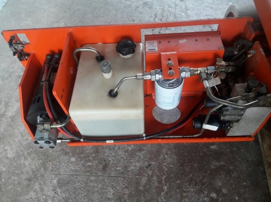 ขายรถกรรไกร มือสอง สภาพดี แบตเตอรี่ใหม่