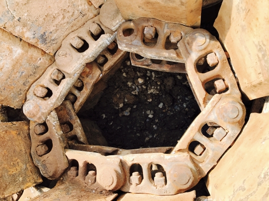 ขายโซ่พร้อมแผ่น CAT320C ขายโซ่พร้อมแผ่น CAT320C