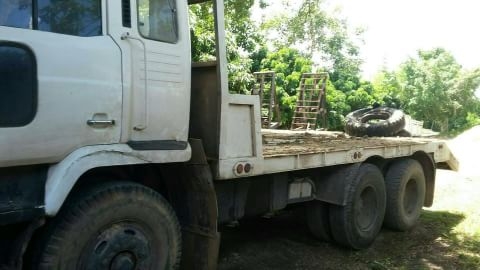 ขายเทเลอร์ Ud318hp 2เพลา สภาพสวยพร้อมใช้ติดต่อคุณอ๊อฟพิจิตร086-737-9991