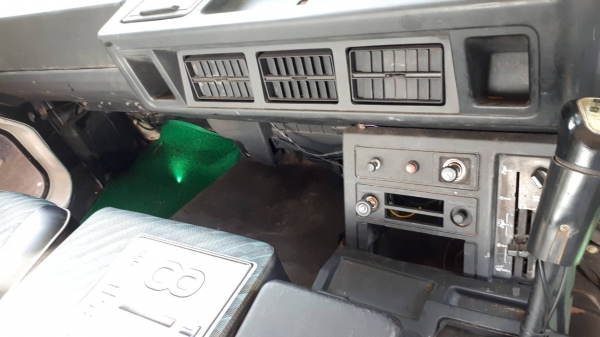 ขายเทเลอร์ Ud318hp 2เพลา สภาพสวยพร้อมใช้ติดต่อคุณอ๊อฟพิจิตร086-737-9991