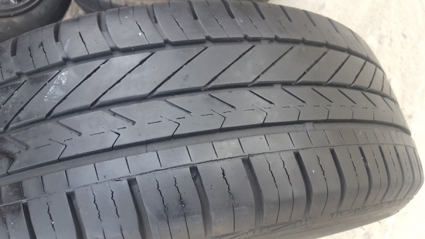 ขายล้อCE28 ขอบ15 4รู100-114 ยางปี 15 4 ล้อ