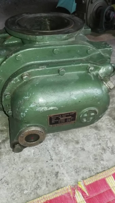 6,500 บ. กทม.ส่งฟรี โทร 083-2000058LINE ID:    line832923 เครื่องMECHANICAL  BOOSTER. PUMP (เครื่องดูด-อัดอากาศ) ที่ได้ปริมาตรอย่างมากและเร็ว ด้านในเป็นแบบลูกสูบโรตารีหมุนขบกันเพื่อรีดอากาศ ใช้ต้นกำลังขับหมุนแค่2 แรงม้า โครงสร้างเป็นโลหะเหล็กแข็งแรงจากญี่