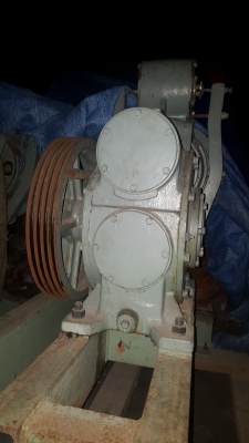 ขายมอเตอร์เกียร์ใช้กับลิฟท์พร้อมชุดเบรคจำนวน 2 ชุดราคาชุดละ 20,000 บาท