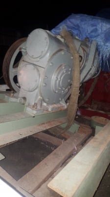 ขายมอเตอร์เกียร์ใช้กับลิฟท์พร้อมชุดเบรคจำนวน 2 ชุดราคาชุดละ 20,000 บาท