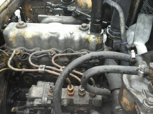 ขายด่วน รถตัก komatsu wa30  เอวอ่อน. สภาพพร้อมใช้งาน เครืองดี  ใช้งาน ทุกวัน  ขาย175000