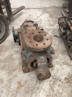 ขายด่วน ปั้ม แรงดัน สูง 4ใบพัด เข้า6ออก5 เพลาใหม่ ลูกปืนใหม่.  ลูกค้านำมาซ่อมแล้วไม่มารับขาย 28000 ใช้ใน สนามกอฟ. หรือดันขึ้นที่สูง