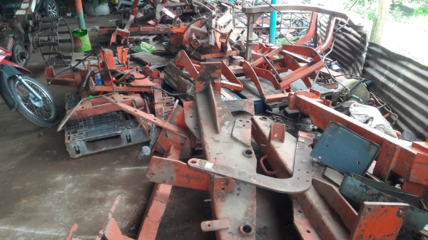 ขายเหมาดันหน้ารุ่น4508มี10ชุด170000สนใจ0868026494