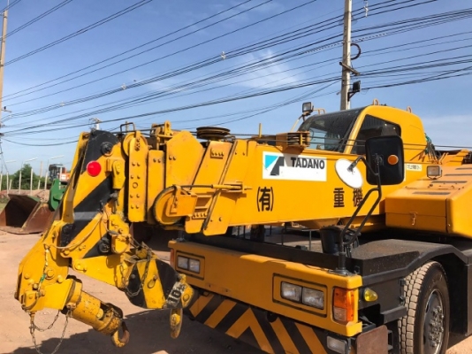 ขายรถเครน TADANO TR100M-1 (ขนาด 10 ตัน) รถนอกนำเข้าจากญี่ปุ่น สภาพสวยพร้อมใช้ มีVDOการทำงานครับ