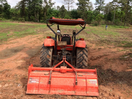 ขายคูโบต้า M6040SU สวยๆ รถมือเดียว ใช้น้อย อุปกร ใบมีด โรตารี่ 220 cm ผาน 6 ขายคูโบต้า M6040SU สวยๆ รถมือเดียว ใช้น้อย อุปกร ใบมีด โรตารี่ 220 cm ผาน 6