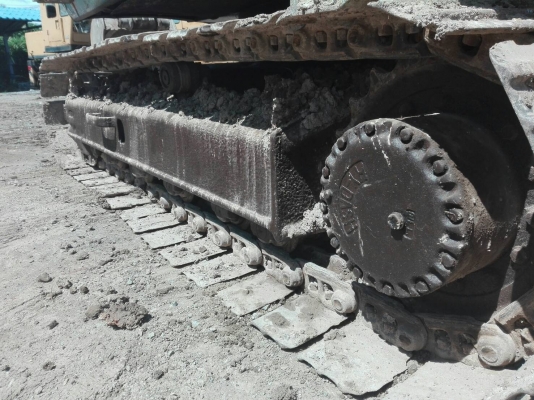 ขายด่วน KOMATSU PC100-5 สภาพสวยพร้อมใช้งาน ไฟฟ้าสมบูรณ์ โซ่ช่วงล่างสวยพร้อมใช้งาน สนใจโทรสอบถาม 093-0764943 088-3223272 k ตั้ม