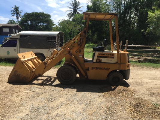ขายรถตัก komatsu sg10 ราคา 130,000เก่าญี่ปุ่นโทร 085-297-0055