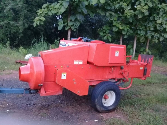 ขายเครื่องอัดฟาง คูโบต้า