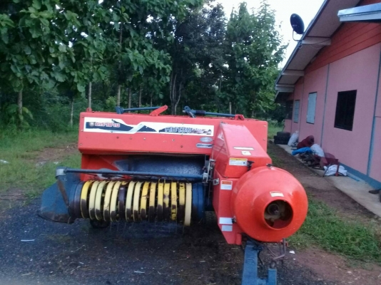 ขายเครื่องอัดฟาง คูโบต้า