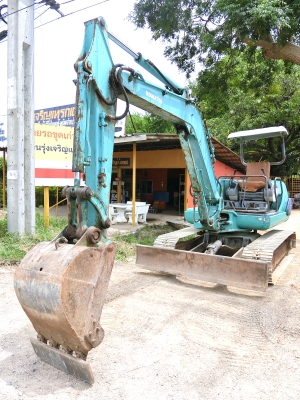 KOMATSU 40-7 ขนาดPC-40 รถเก่านอกแท้มีเอกสารอินวอย ☎️สนใจติดต่อ 085-5632278 <ราคาต่อรองได้>