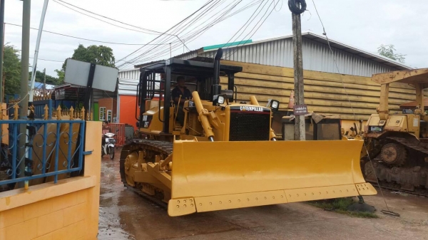ขาย แทรคเตอร์ CAT D6D เครื่อง 10Z1-UP เกียร์ตัด