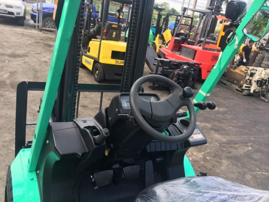 รถนำเข้าจากญี่ปุ่น MITSUBISHI รุ่นล่าสุด ยก 3.5 ตัน 5 เมตร ดีเซล ออโต้ ปี2010 ชั่วโมง 4พัน ราคา 450,000 บาท 094-426-7888 จะเด็ด