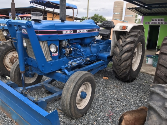 ฟอร์ดเสื้อลาย