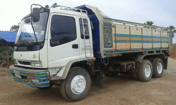 ขายเดก้า 195กะบะเนียมเกียรเล่มทะเบียนพร้อมโอน