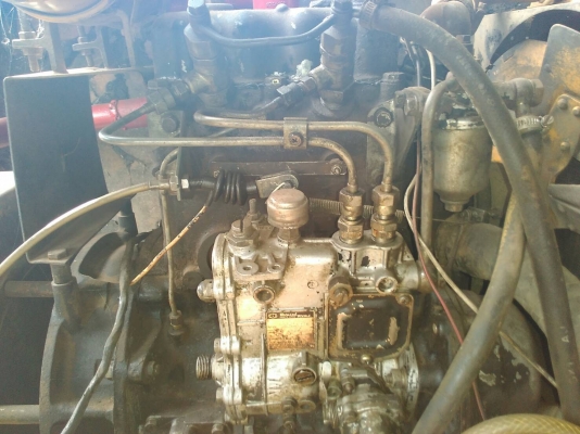 ขายเหมา3คันKomatsu Pc60-5เทเลอร์6ล้อ+ N20สภาพพร้อมใช้ ติดต่อคุณอ๊อฟพิจิตร086-737-9991