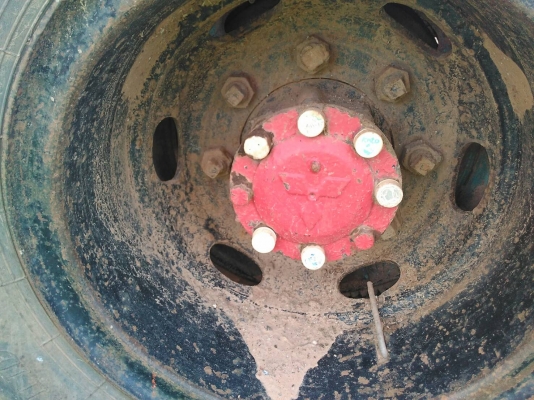 ขายเหมา3คันKomatsu Pc60-5เทเลอร์6ล้อ+ N20สภาพพร้อมใช้ ติดต่อคุณอ๊อฟพิจิตร086-737-9991