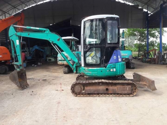 ขายKOMATSU PC35MR-1  มาใหม่  เก่าญี่ปุ่นแท้  3,XXX  ชั่วโมง  สภาพสวย  เดิมๆๆ  พร้อมใช้  โทร  089-3818694  ดวงนภา