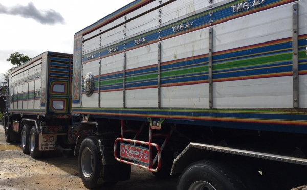 พ่วง 22 ล้อ ISUZU FXZ360 ปี56 ไมล์ 230,000 กระบะมิเนียม ดั้ม หินทราย - อู่ซุ่นซัย นครปฐ้ม รถสวยจัด ราคา 2.7 ล้าน