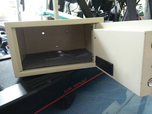 ตู้เซฟ URUM