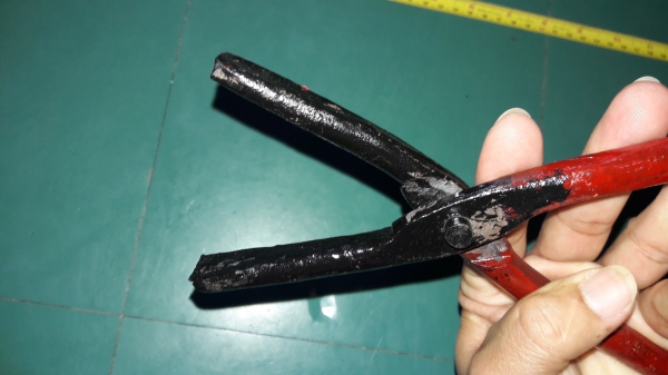 ขายคีมคีบงานร้อนงานเก่าเก็บ