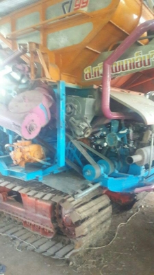 ขายรถเกี่ยวข้าว ส.ทวี เครื่องJo8c260เทอร์โบว์ ช่วงล่าง12โซ่ช่วงล่างใหม่ตู้ใหม่เช็คพร้อมลงงาน