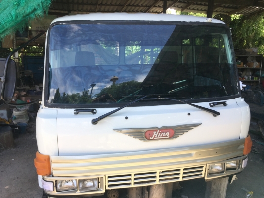 ขาย หัวสิบล้อ HINO f18 ทำสีใหม่ ภายในใหม่เบาะใหม่ พร้อมใช้