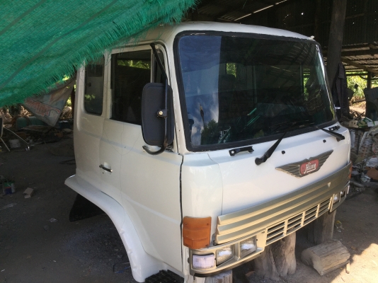 ขาย หัวสิบล้อ HINO f18 ทำสีใหม่ ภายในใหม่เบาะใหม่ พร้อมใช้