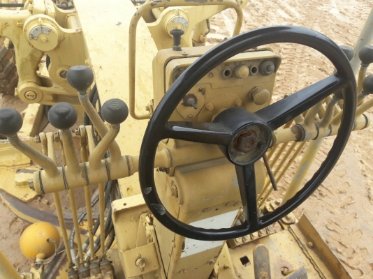 รถเกรด แคท 12 จี ราคา 1,650,000 บาท รถภาคกลาง รถเกรด แคท 12 จี ราคา 1,650,000 บาท รถภาคกลาง