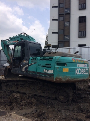 ขาย sk200-8 yn12 พร้อมใช้ เล่มทะเบียน