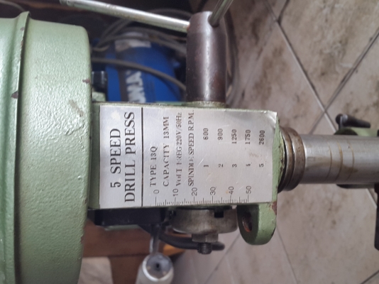 แท่นเจาะ ตัวเล็ก สภาพสวยๆ พร้อมใช้งาน 1,500