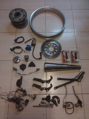 ขายอะไหล่เดิม-แต่งsr400