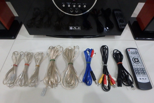 AJ ชุดโฮมเธียเตอร์ 5.1CH รุ่น HT-8017 สีน้ำตาล สภาพใหม่มาก