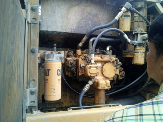 CAT320D เอกสารแจ้งจำหน่ายจากเมโทร เจ้าของมือเดียว รถสภาพเต็ม ทำงาน อยู่ภาคกลาง ราคา1,380,000บ. สนใจ 083501591 หรือ 0903494058