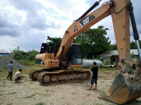 CAT320D เอกสารแจ้งจำหน่ายจากเมโทร เจ้าของมือเดียว รถสภาพเต็ม ทำงาน อยู่ภาคกลาง ราคา1,380,000บ. สนใจ 083501591 หรือ 0903494058