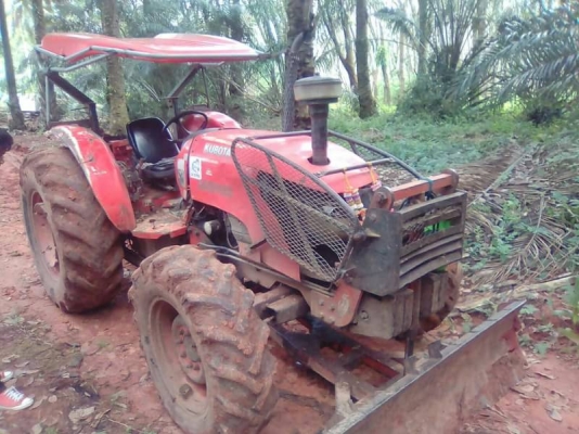 KUBOTA M9450 KUBOTA M9450