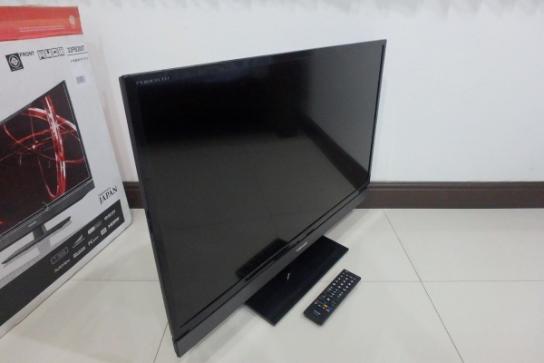 LED TV Toshiba รุ่น 32PB200T ขนาด 32 นิ้ว Full HD มีรีโมท สภาพดี มีรีโมท