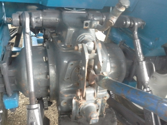 ขายฟอดร์ 6640 คาราโล่ดันหน้าหางเจ็ด เอกสารอินวอย