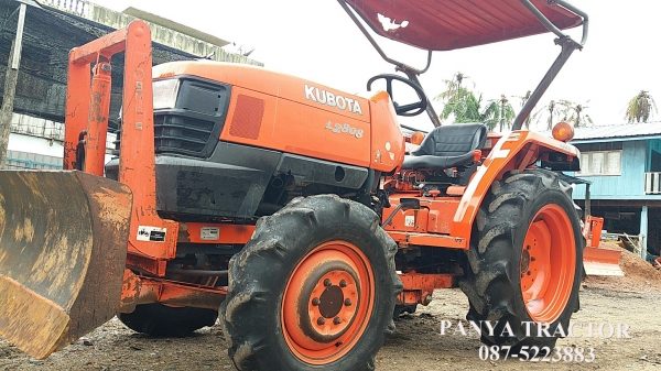 สินค้าเข้าใหม่ #ขายรถแทรกเตอร์มือสอง #คูโบต้าL2808 4WD 28แรงม้า ราคา 169,000 บ. ใบมีดคานล่างพร้อมผาน5&times;22 รถสภาพดี พร้อมใช้งาน จัดส่ง ขอนแก่น
