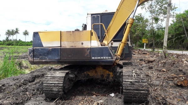 KOMATSU PC120-3 เอวแน่น ช่วงล่างเต็ม เอกสารอินวอยซ์ KOMATSU PC120-3 เอวแน่น ช่วงล่างเต็ม เอกสารอินวอยซ์
