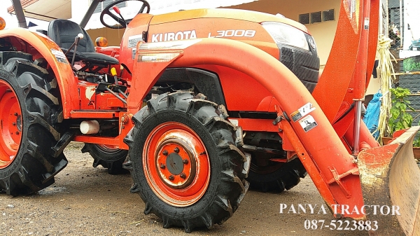 สินค้าเข้าใหม่ #ขายรถแทรกเตอร์มือสอง #คูโบต้าL3008 4WD 30 แรงม้า ราคา 255,000 บ.  ใบมีดคานบนพร้อมผาน5&times;22  รถสภาพดี พร้อมใช้งาน  ยางใหม่4เส้น จัดส่งอำเภอนางรองจังหวัดบุรีรัมย์