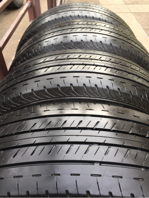ยาง Bridgestone 215 65 16 กลางปี16 ดอกเต็ม ไม่มีปะ ใช้ยาว ราคาไม่แพง