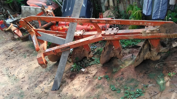 ขายผาน4ใบ22ตราช้างสภาพพร้อมใช้ราคา18500สน0933693639 ขายผาน4ใบ22ตราช้างสภาพพร้อมใช้ราคา18500สน0933693639