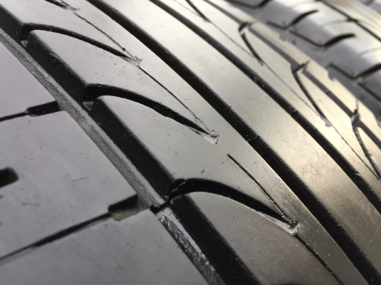 ยาง Goodyear 215 70 15 กลางปี16 ดอกเต็ม ไม่มีปะ ใช้ยาว ราคาไม่แพง